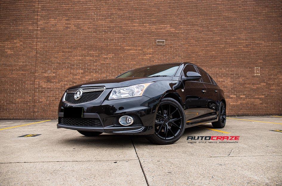 HOLDEN ASTRA  5 STUD  MISANO MATTE BLACK
